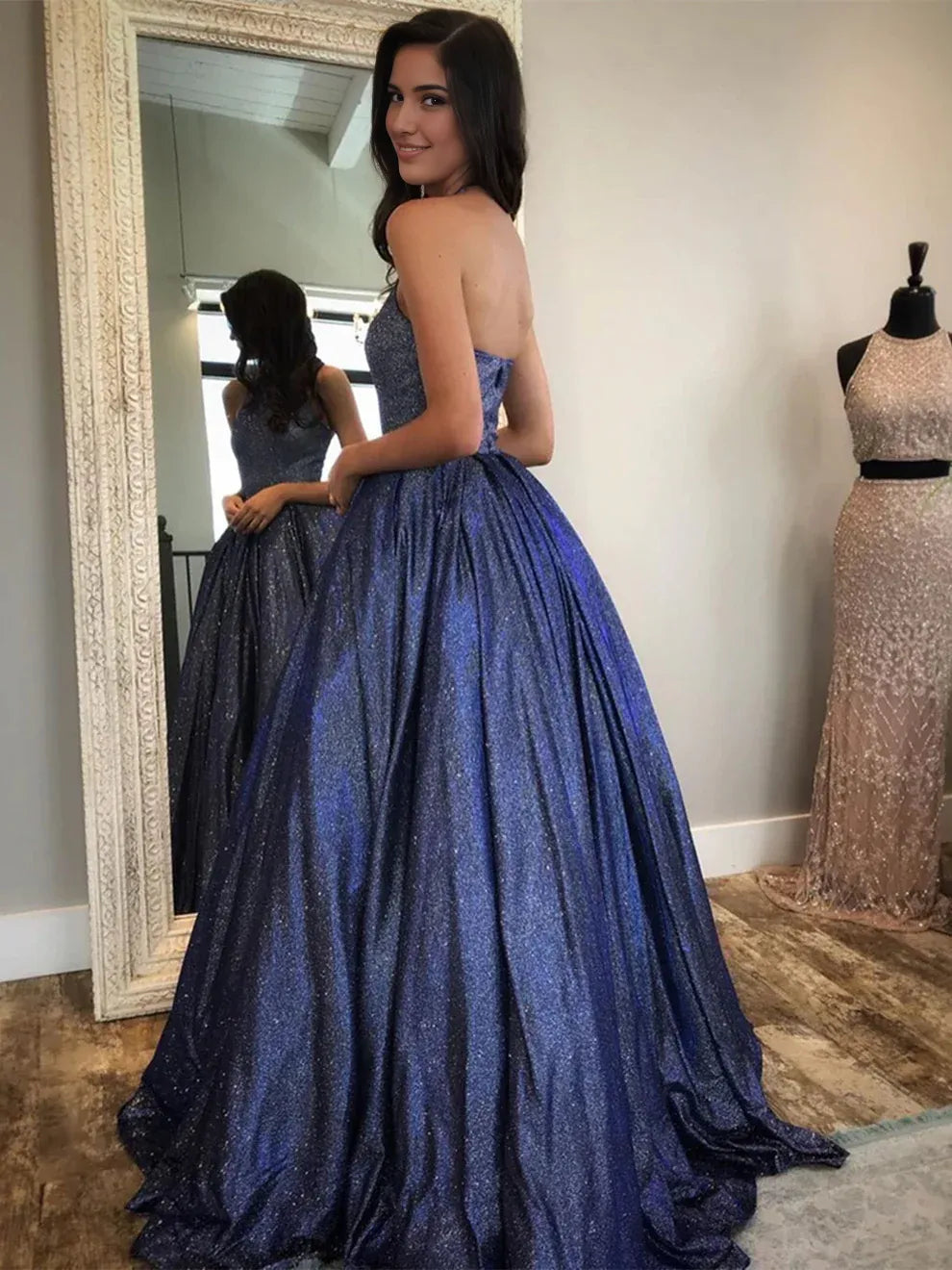Weitese Dress Long A-line Halter Backless Formal Graduation Prom Dresses